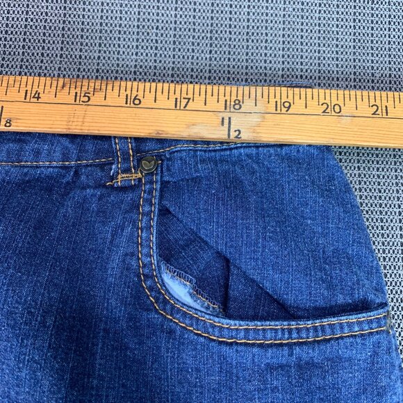 Woman Within Womens Plus Size 20WP Blue  Denim Capri Pants High Rise Stretchy - Picture 6 of 9